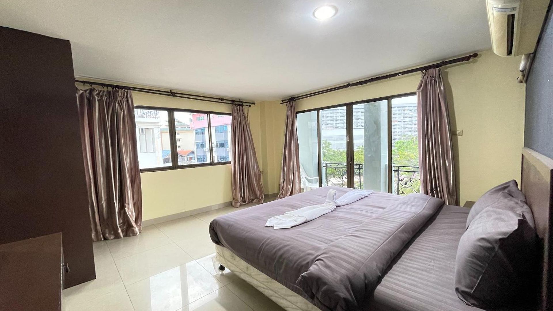 โรงแรม Lucky Pattaya
