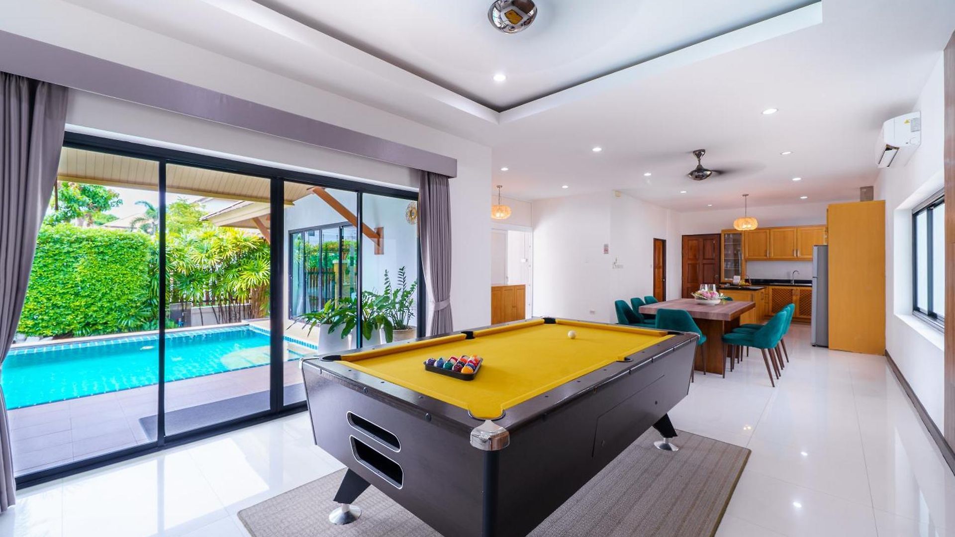 Zen By Natcha วิลล่า Pattaya