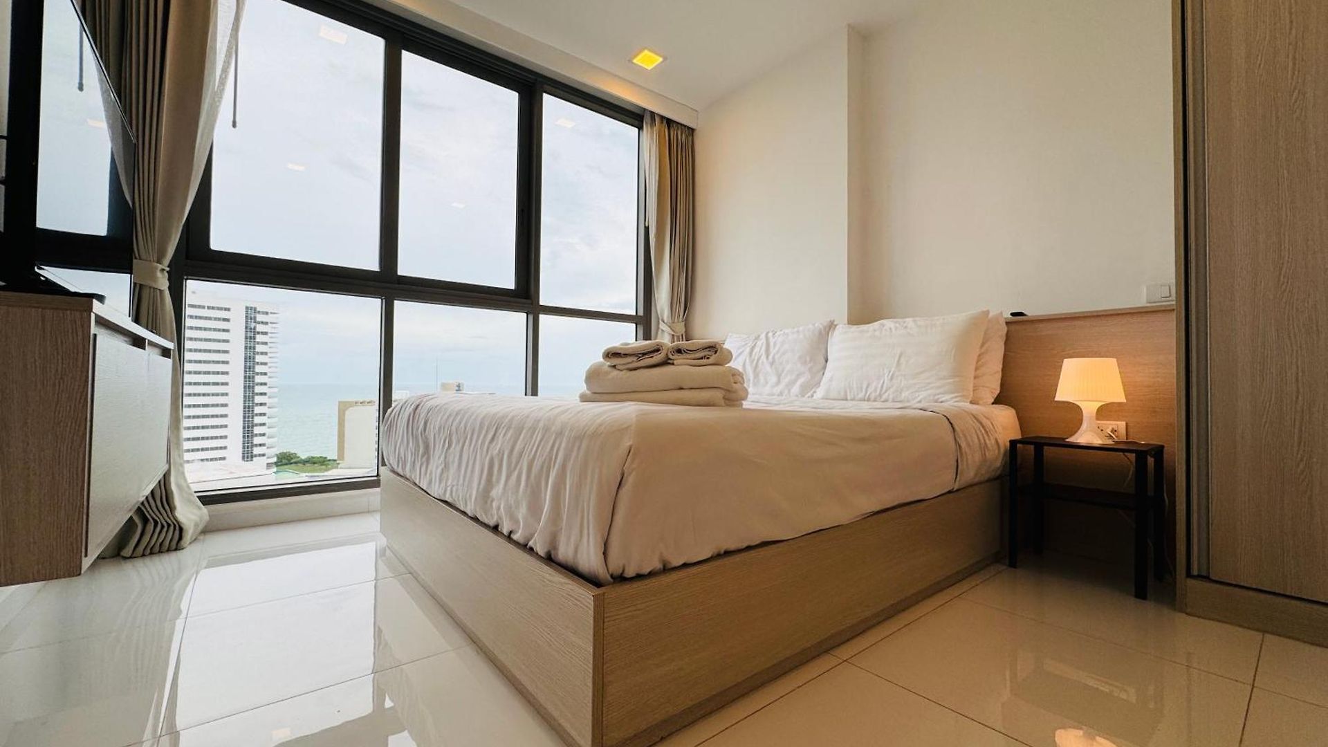Cozy Ocean Hideaway 400m To & Fast Wi-fi อพาร์ทเม้น *