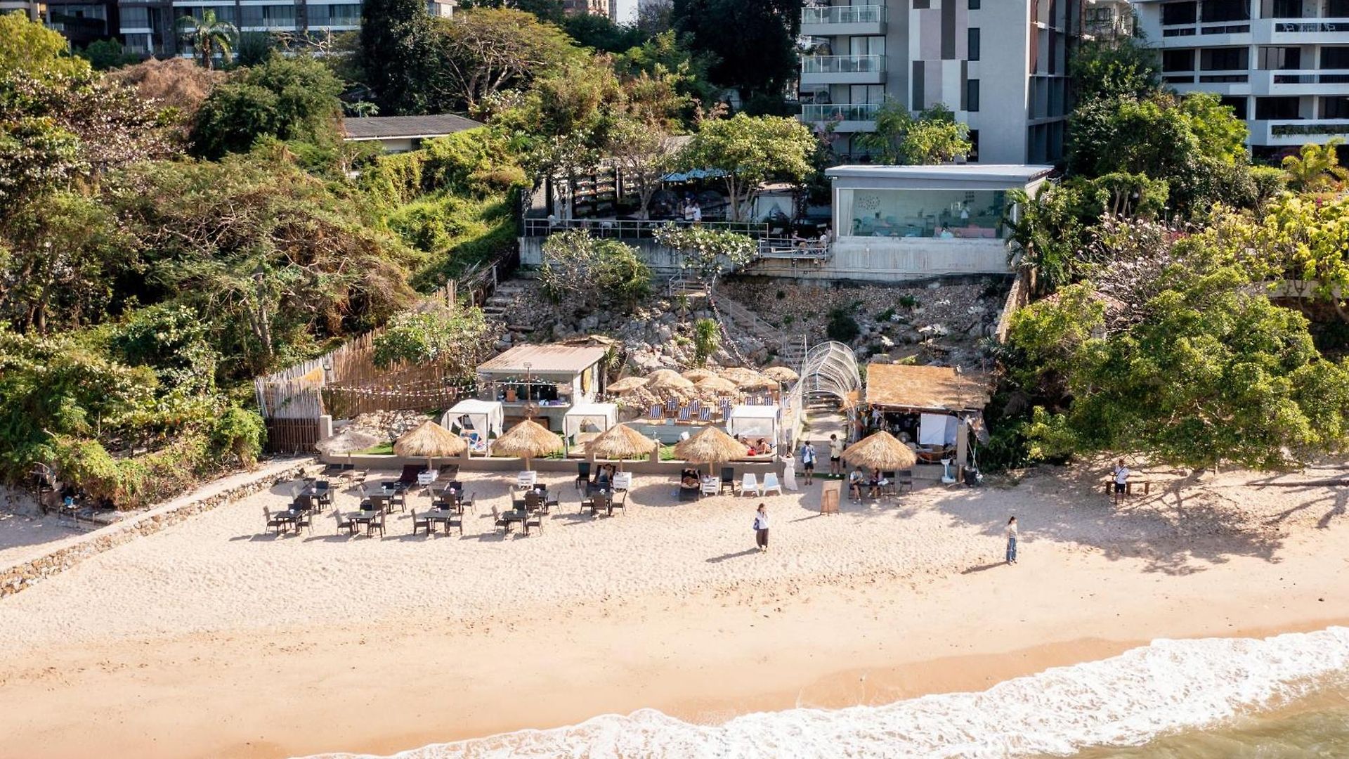 โกลเดน ทิวลิป พัทยา บีช รีสอร์ต 5* Pattaya