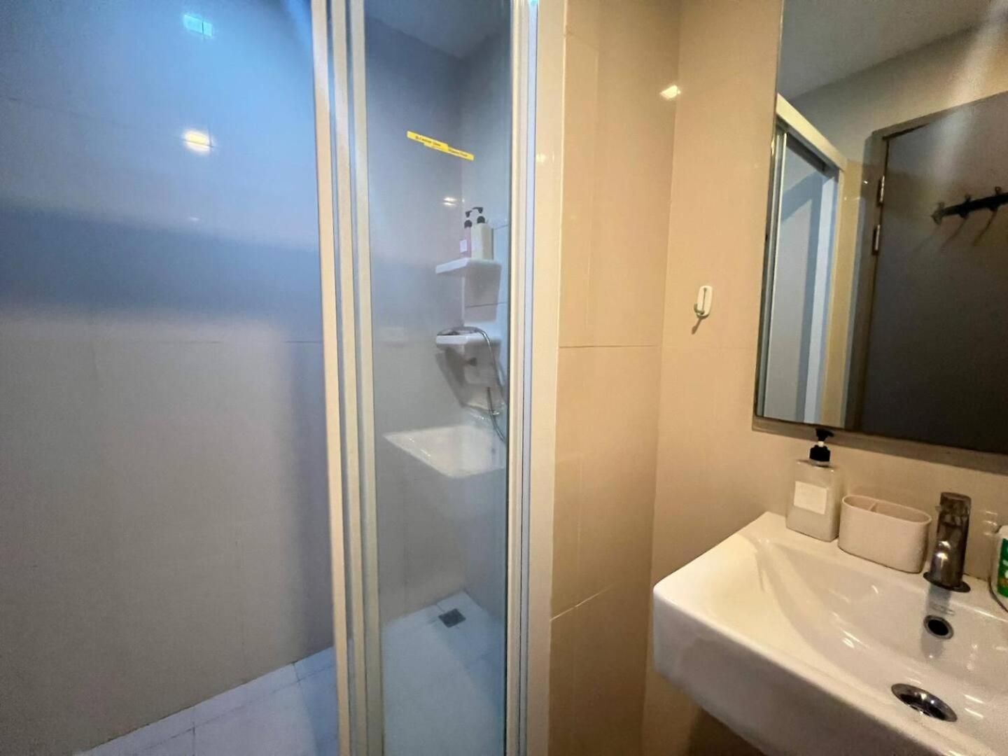 อพาร์ทเม้น Sea View 2 Bed Rare Find Great Location