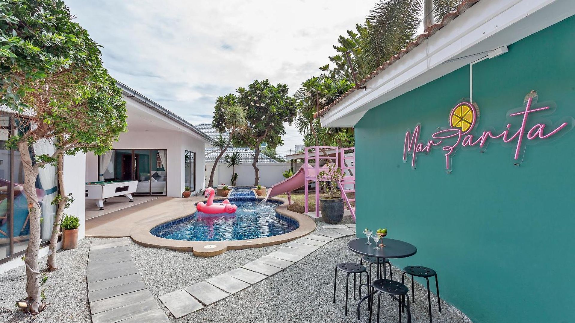 Margarita Pool *