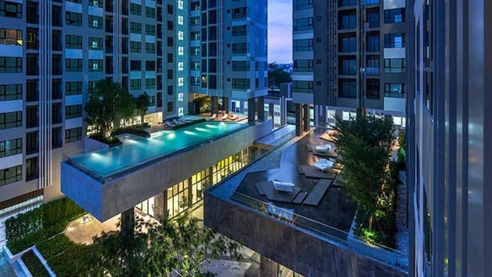 Pattayas Location, Walk To The Holiday home *