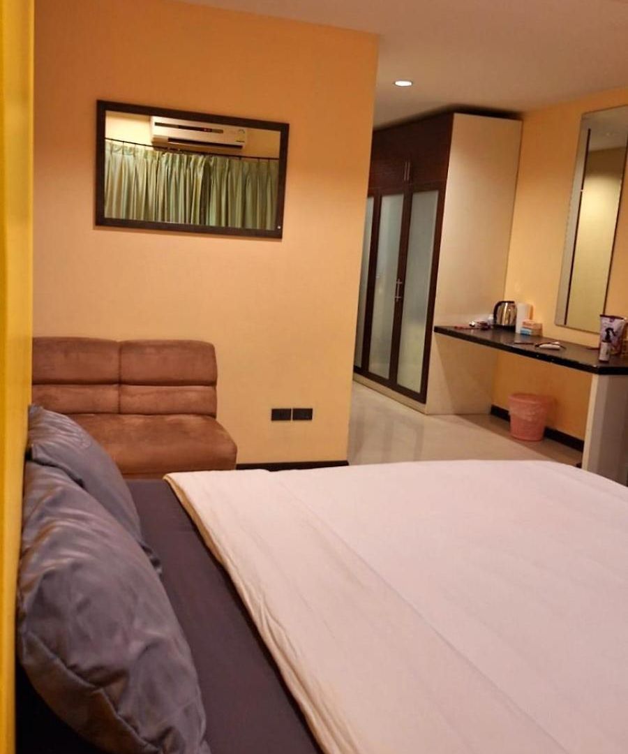 โรงแรม Moonlight - Near Walking Street Pattaya