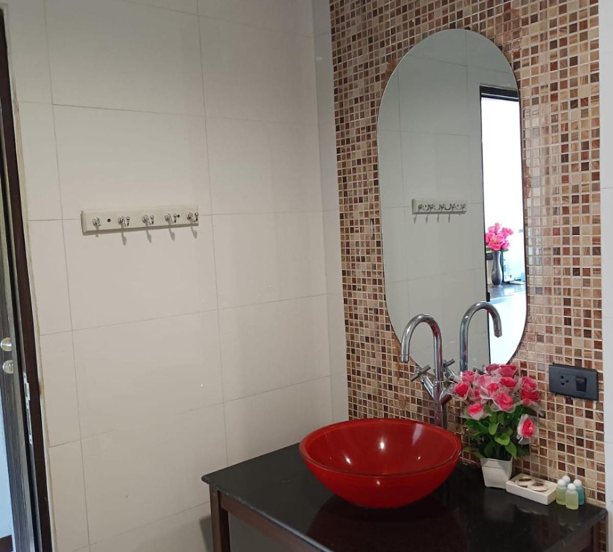 โรงแรม Moonlight - Near Walking Street 3*