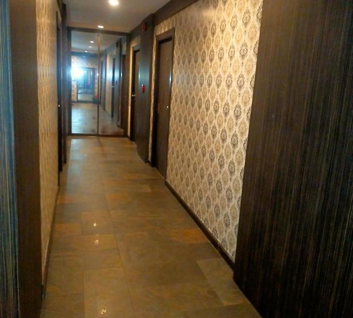โรงแรม Moonlight - Near Walking Street 3*