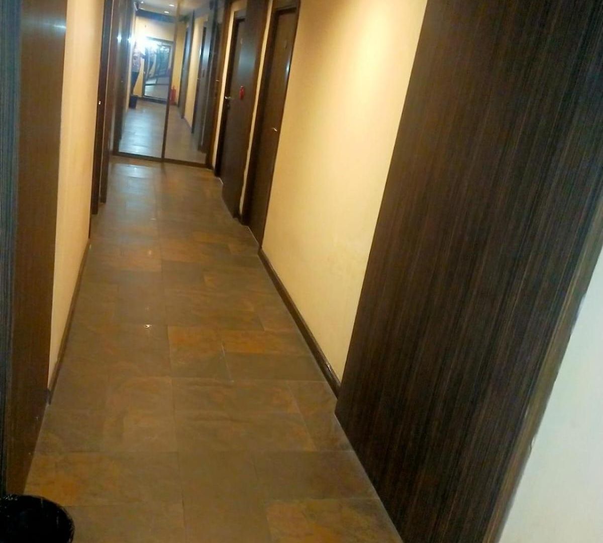 โรงแรม Moonlight - Near Walking Street Pattaya