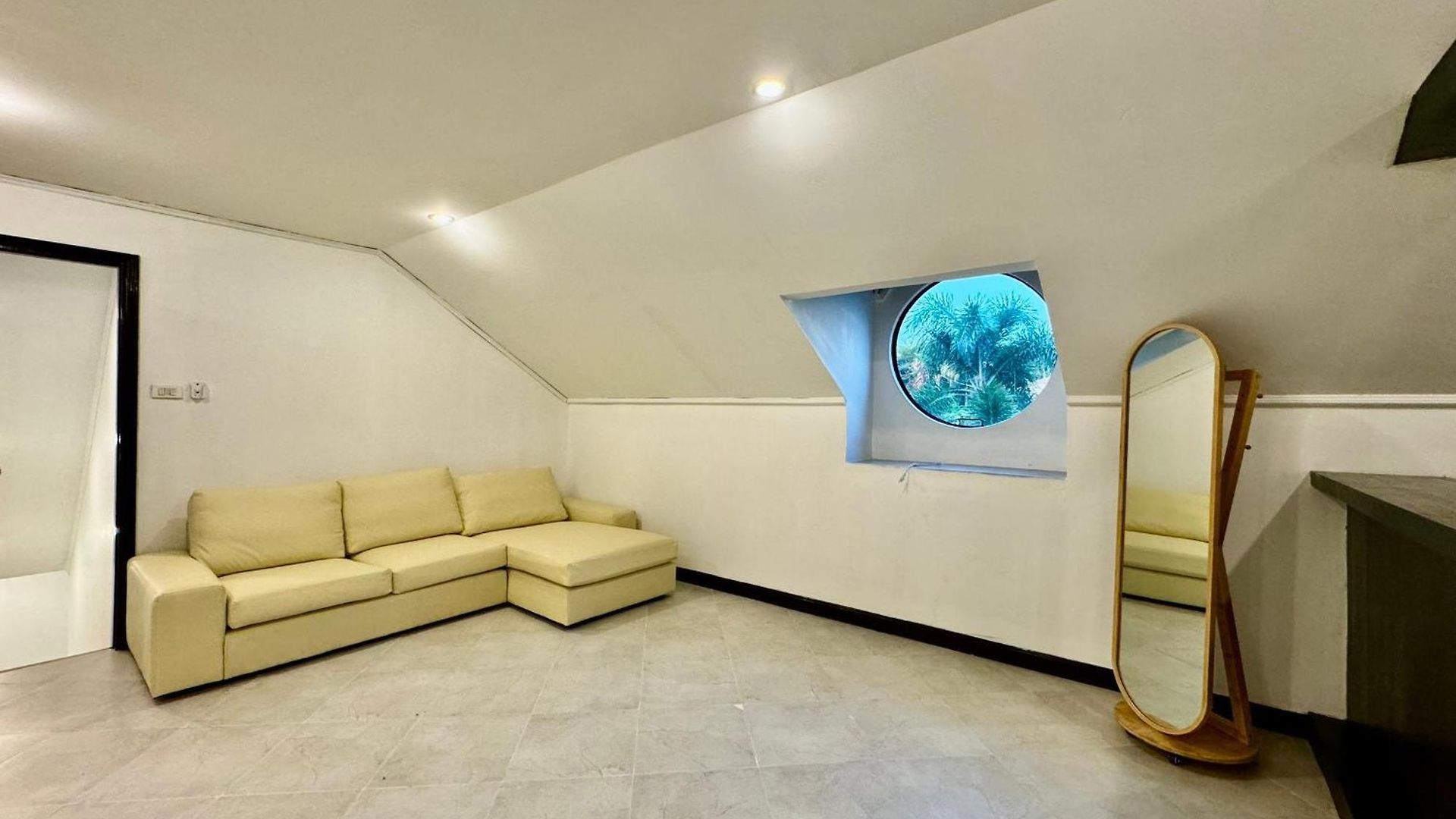 B52 Pool