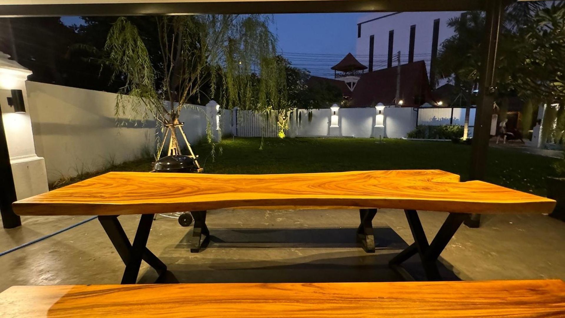 B52 Pool Villa *