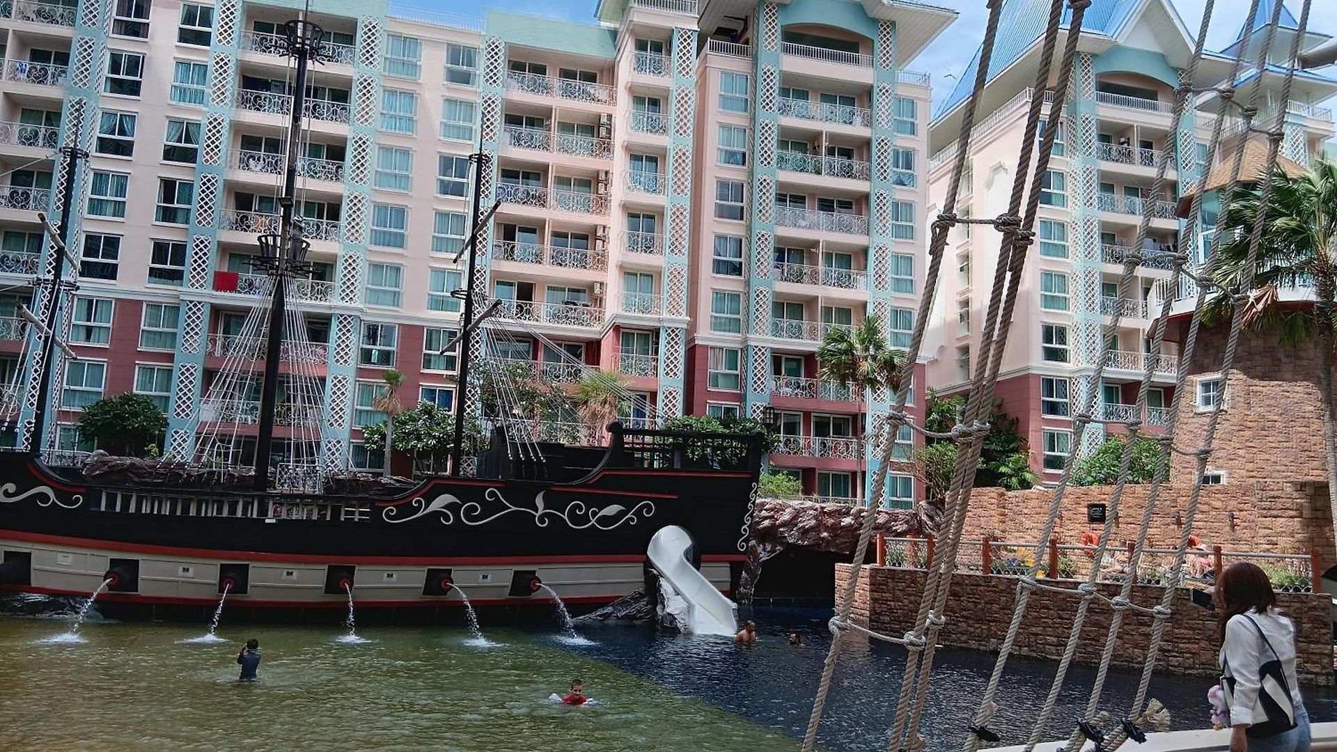 อพาร์ทเม้น 14 Grande Caribbean By Nutthapol Pattaya