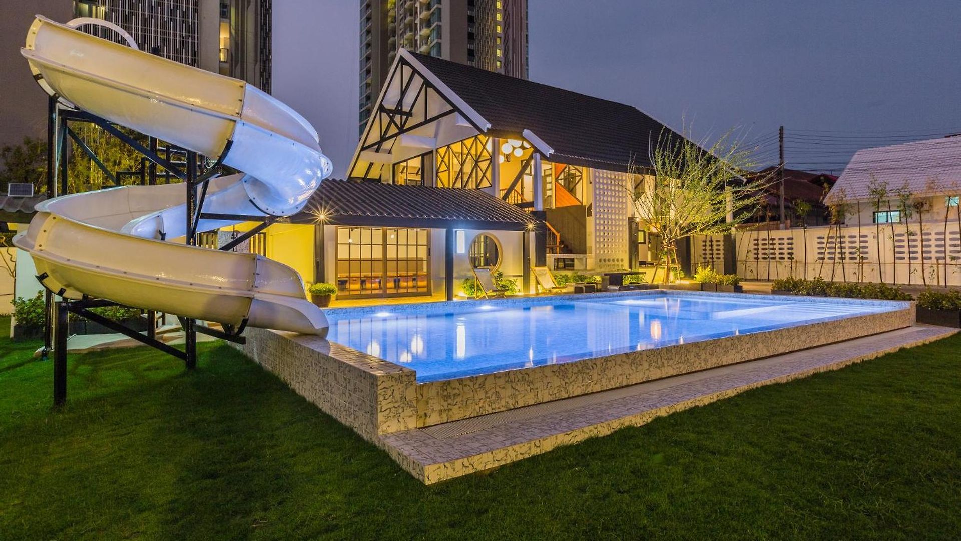 Saga Pool House วิลล่า Pattaya