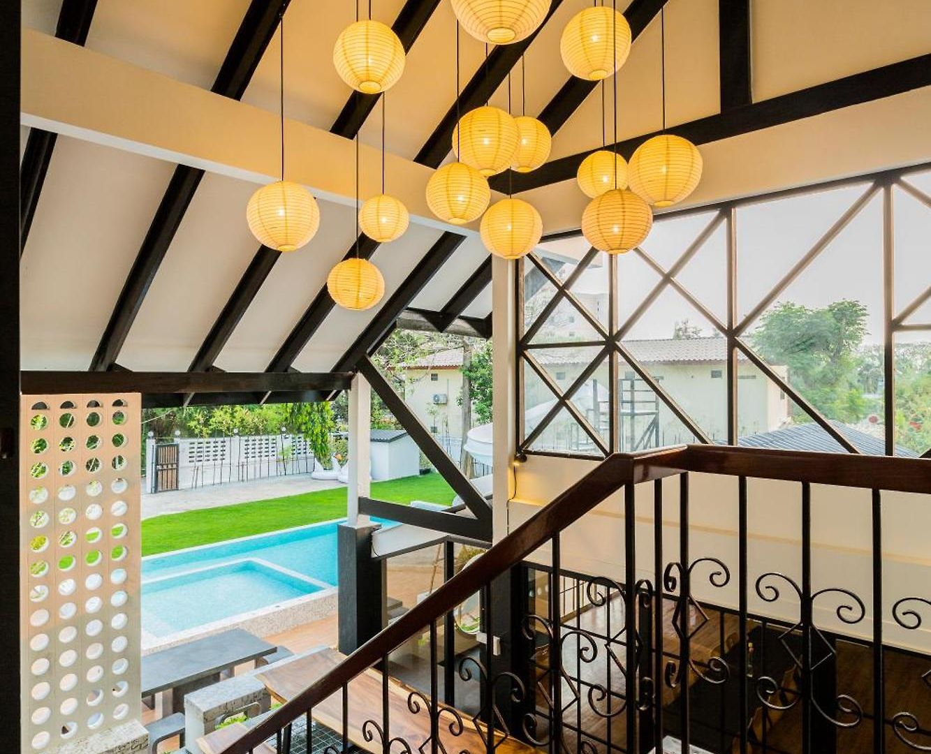 Saga Pool House วิลล่า *