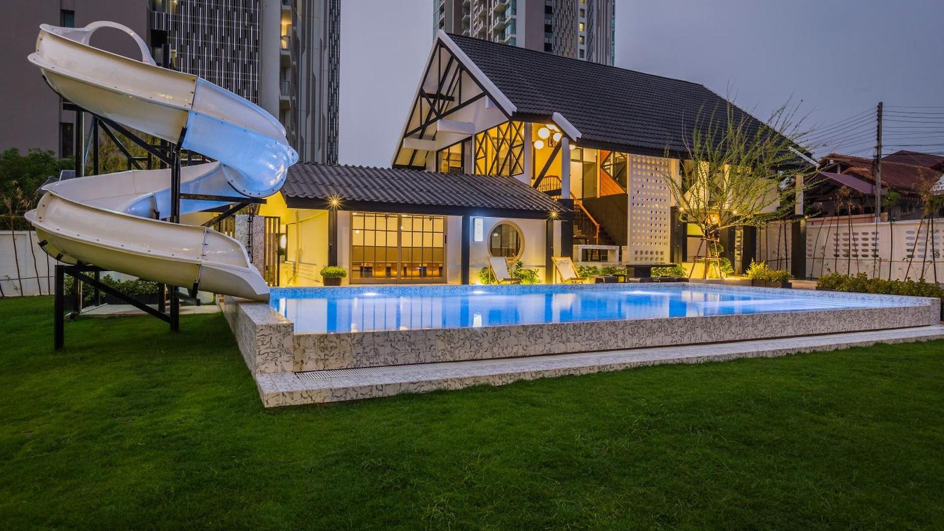 Saga Pool House วิลล่า *
