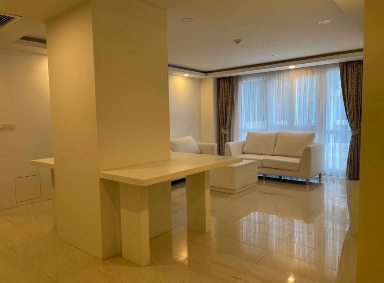 New! Huge - Jacuzzi & Pool Access - Grand Avenue * Pattaya