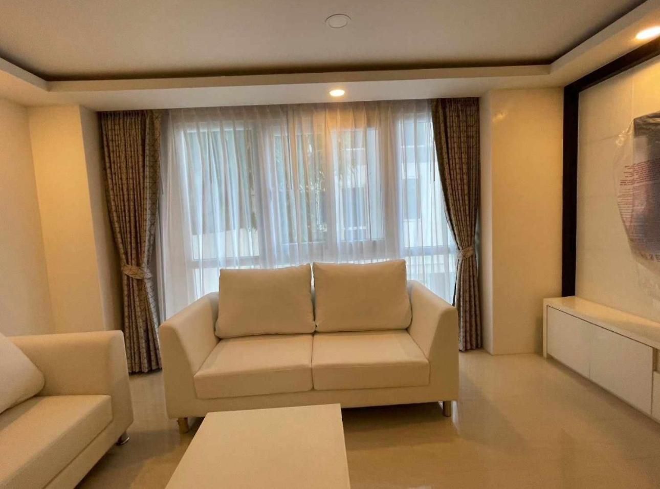 New! Huge - Jacuzzi & Pool Access - Grand Avenue อพาร์ทเม้น