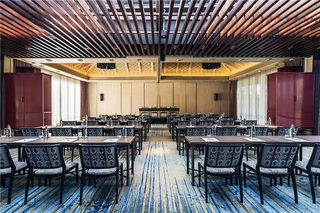 Andaz Jomtien Beach, By Hyatt โรงแรม Pattaya