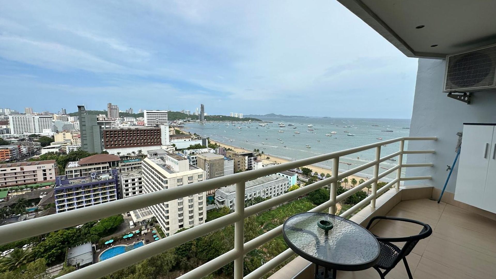 Express View Talay 6 Apartment