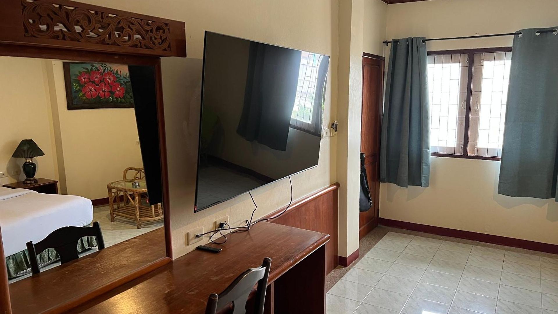 Lewiinski's 3* Pattaya