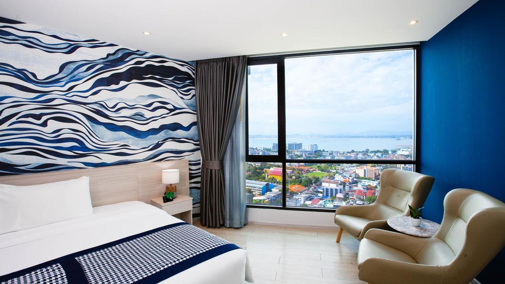 Brighton Grand & Convention 5* Pattaya