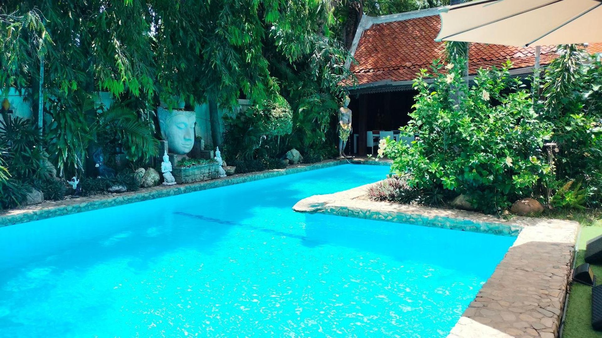 Leprive โรงแรม Pattaya