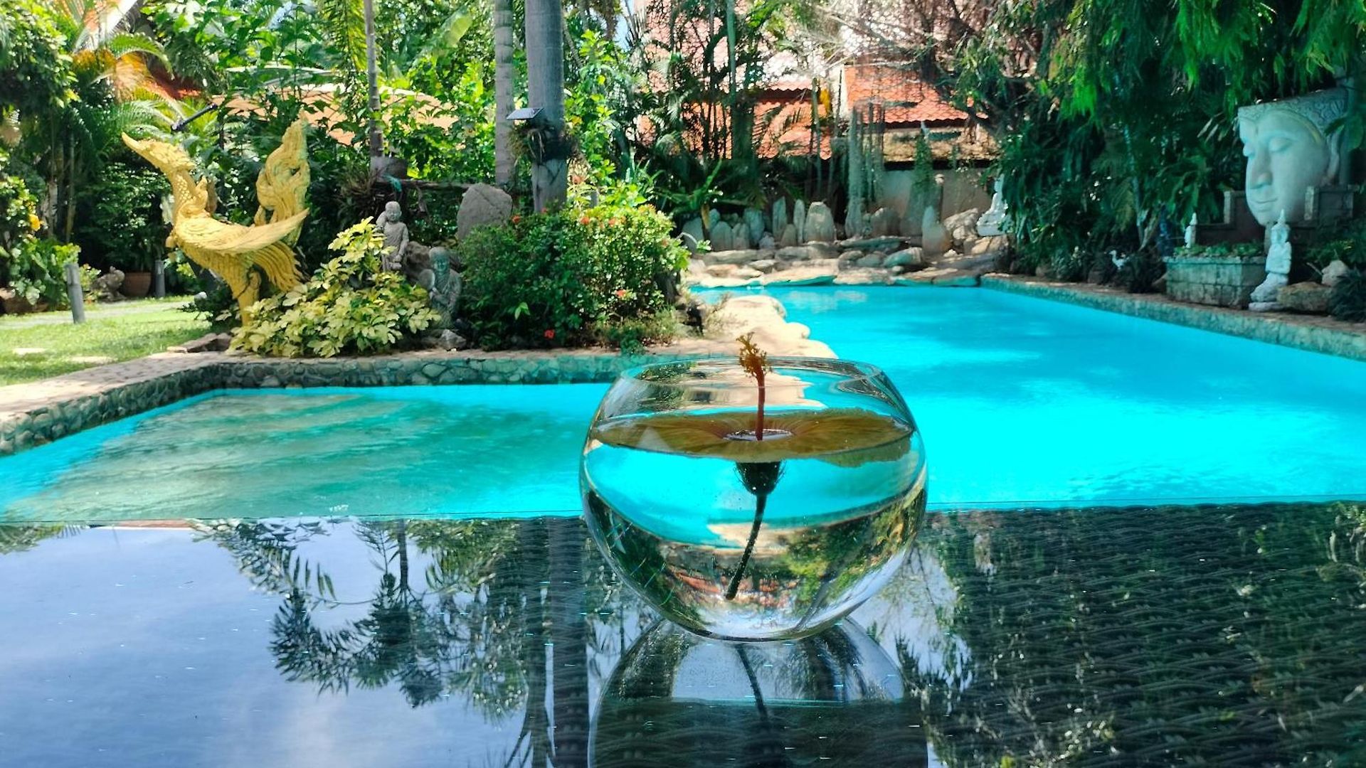 Leprive โรงแรม