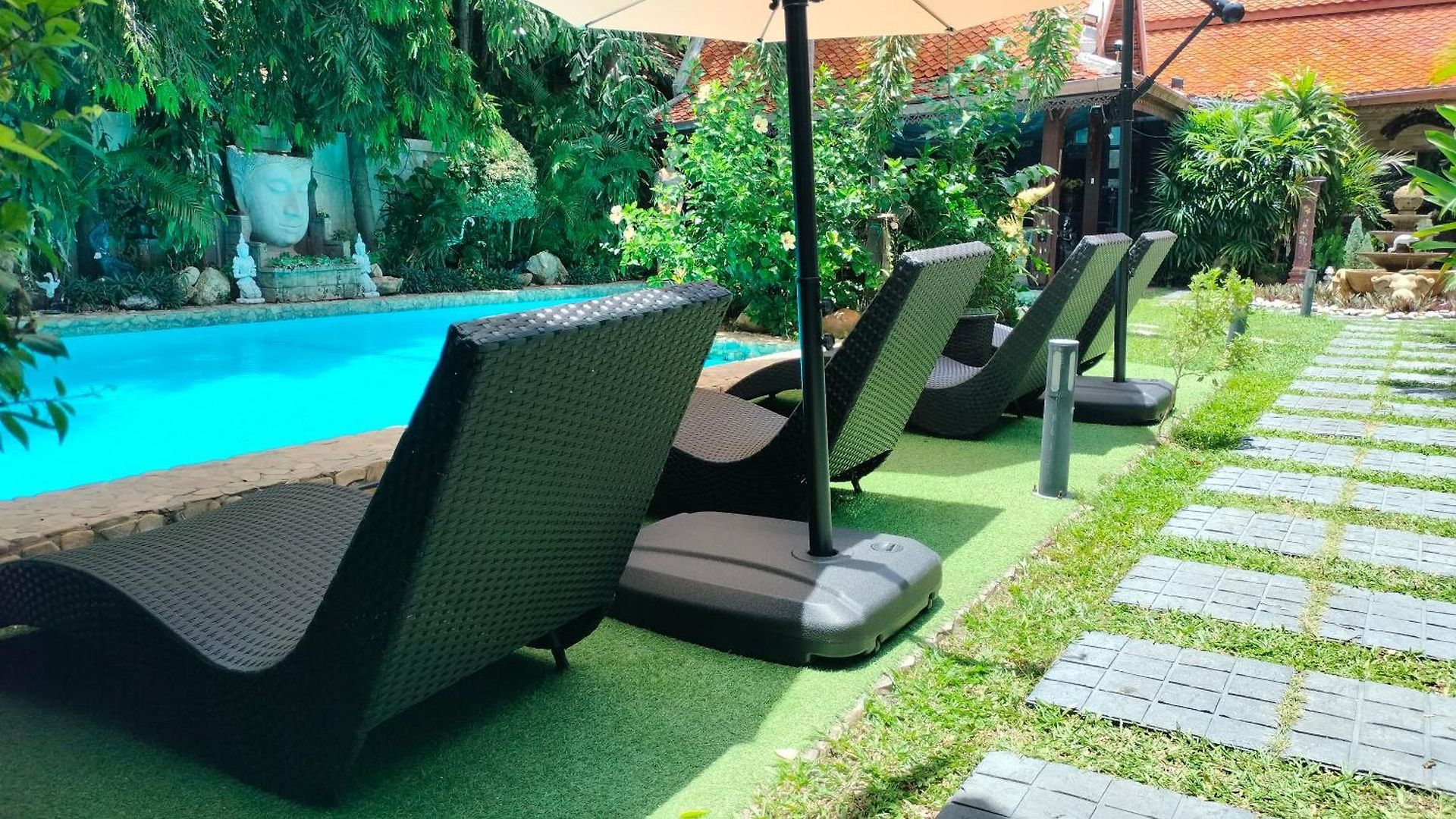 Leprive โรงแรม 2*