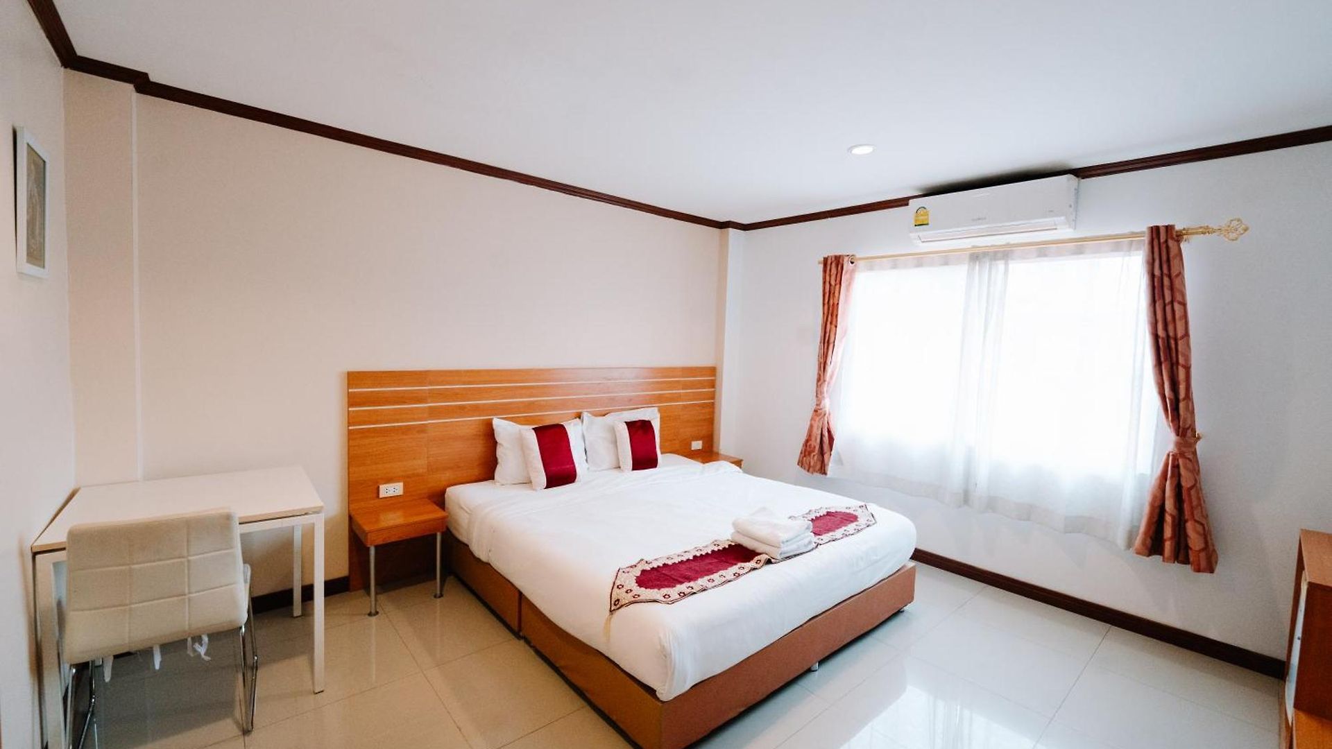 Regenta Residency โรงแรม 3*
