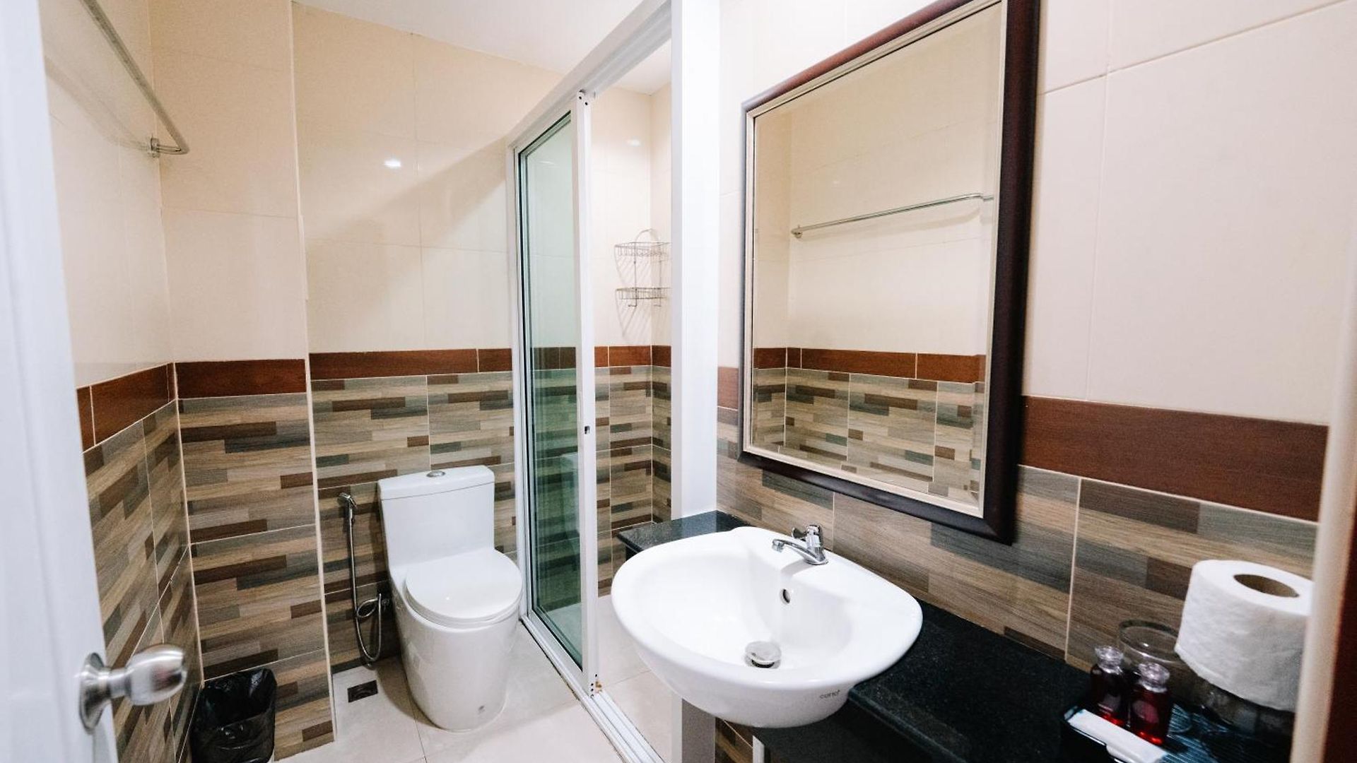 Regenta Residency โรงแรม