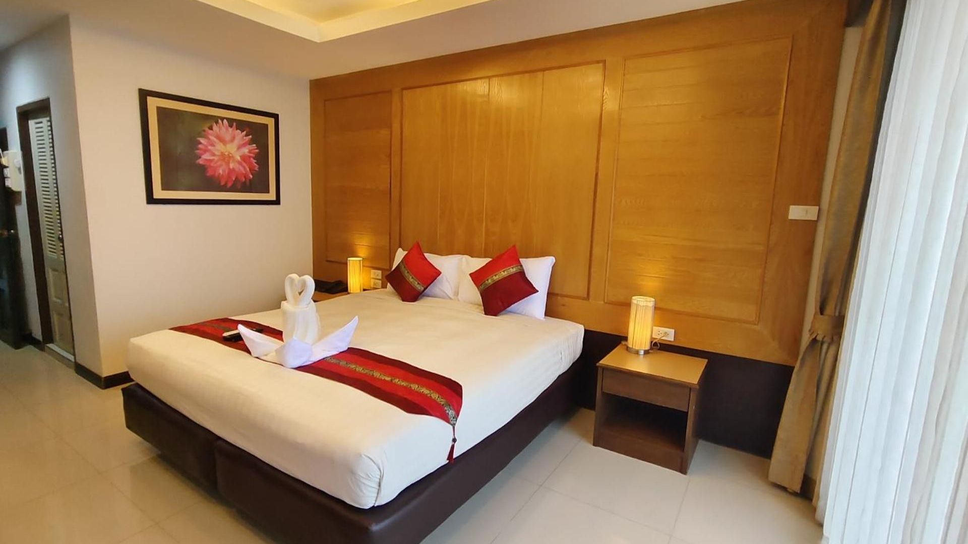 โรงแรม Suppamitr