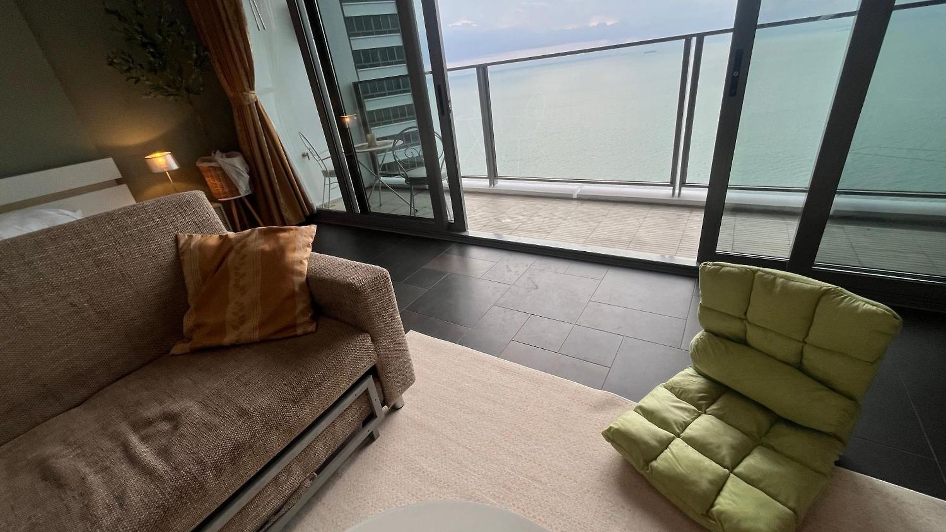 Zen Sky Pattaya-38th Floor, Panoramic Sea View&private อพาร์ทเม้น