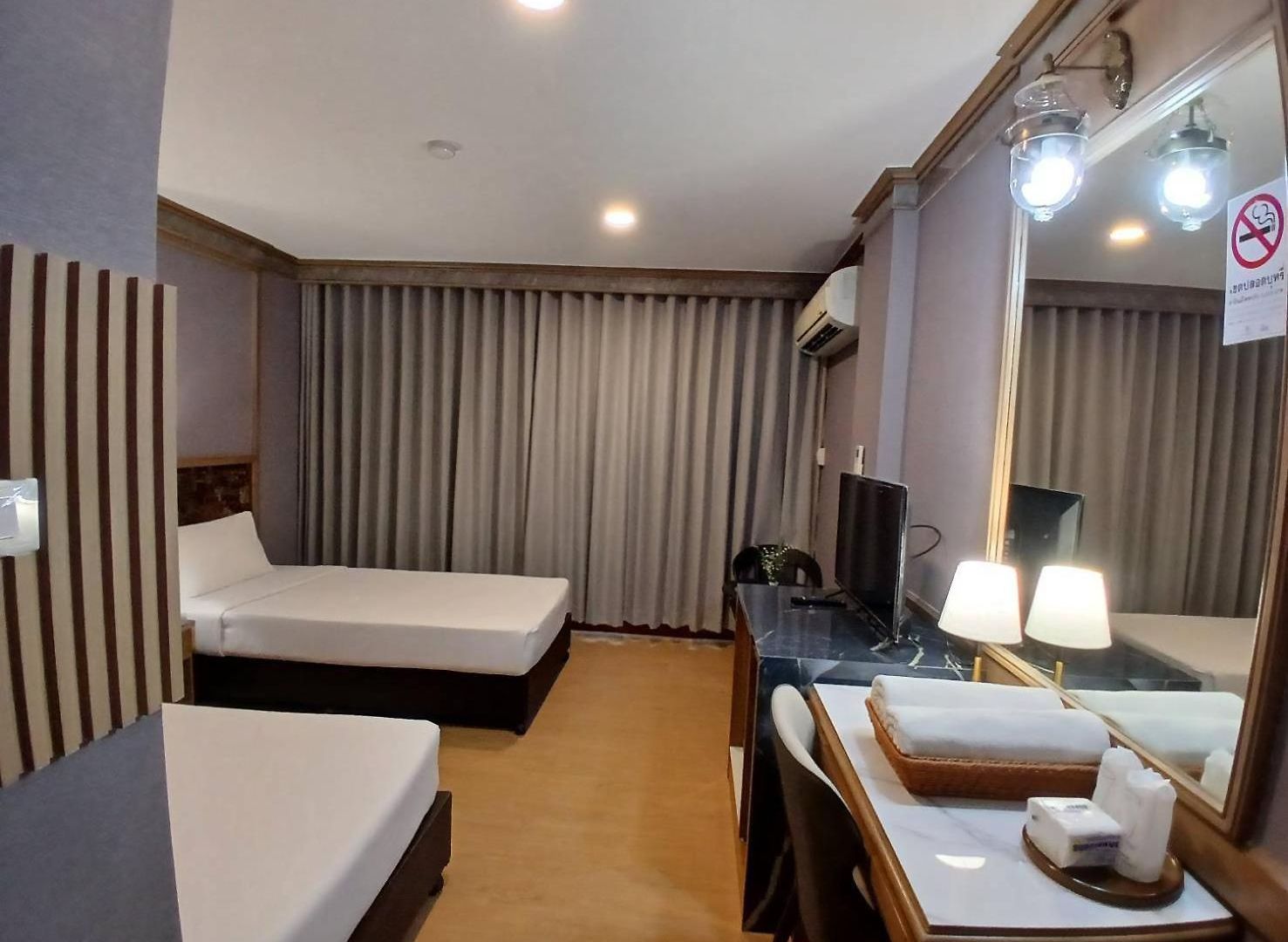 Hotel Pattaya Beach โรงแรม