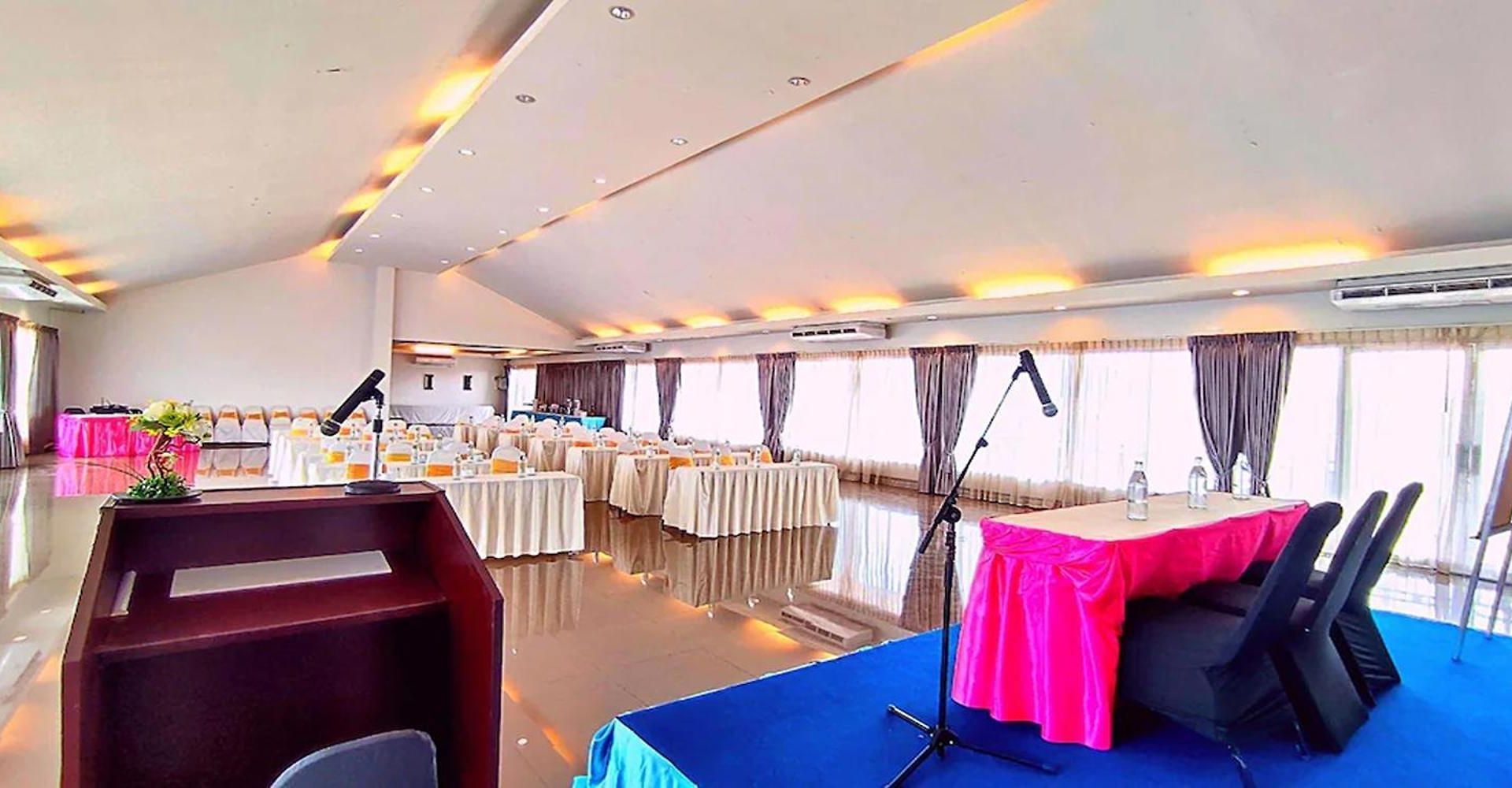 Gazebo 3* Pattaya