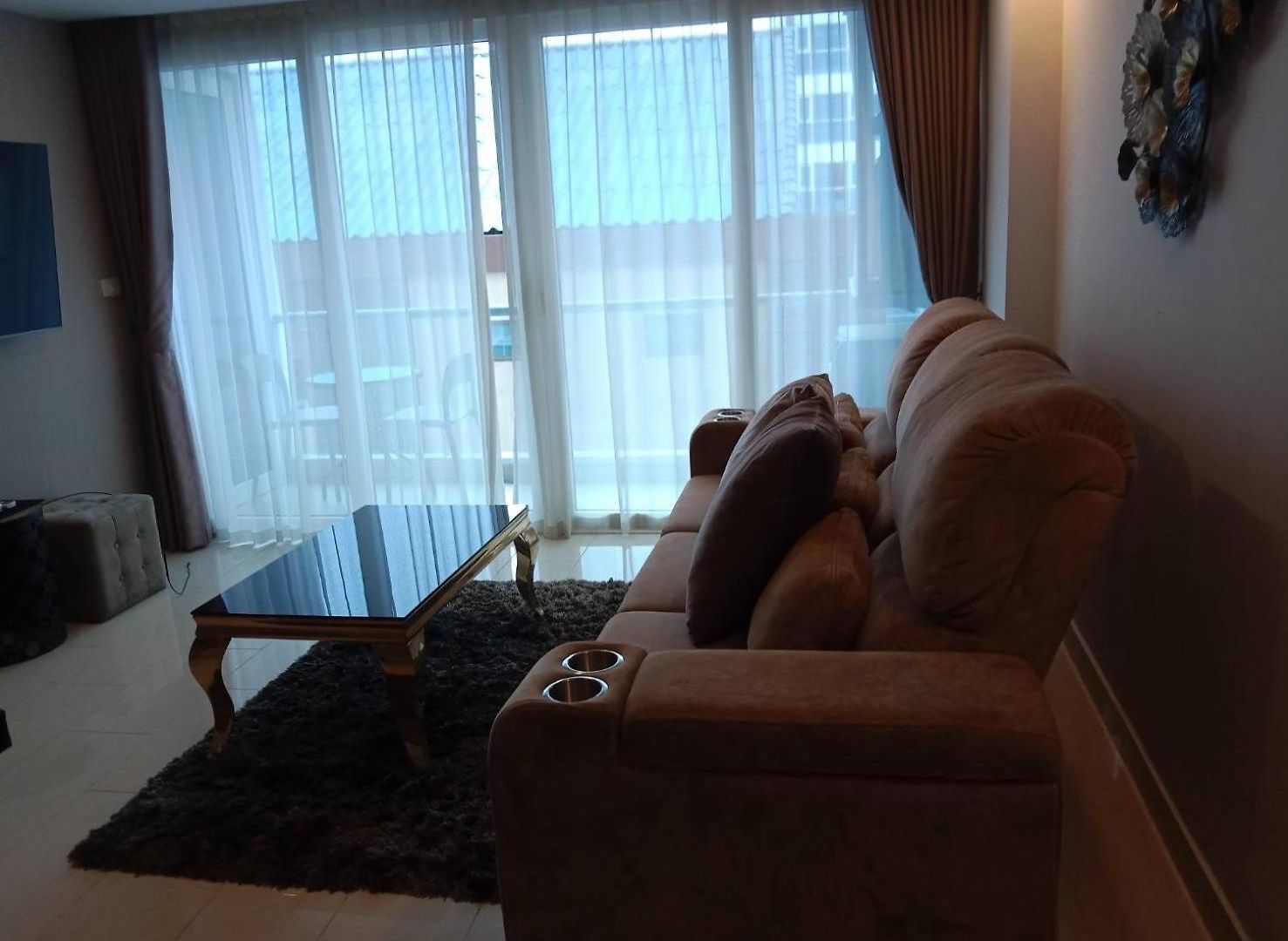 Grand Avenue Middle Town อพาร์ทเม้น *
