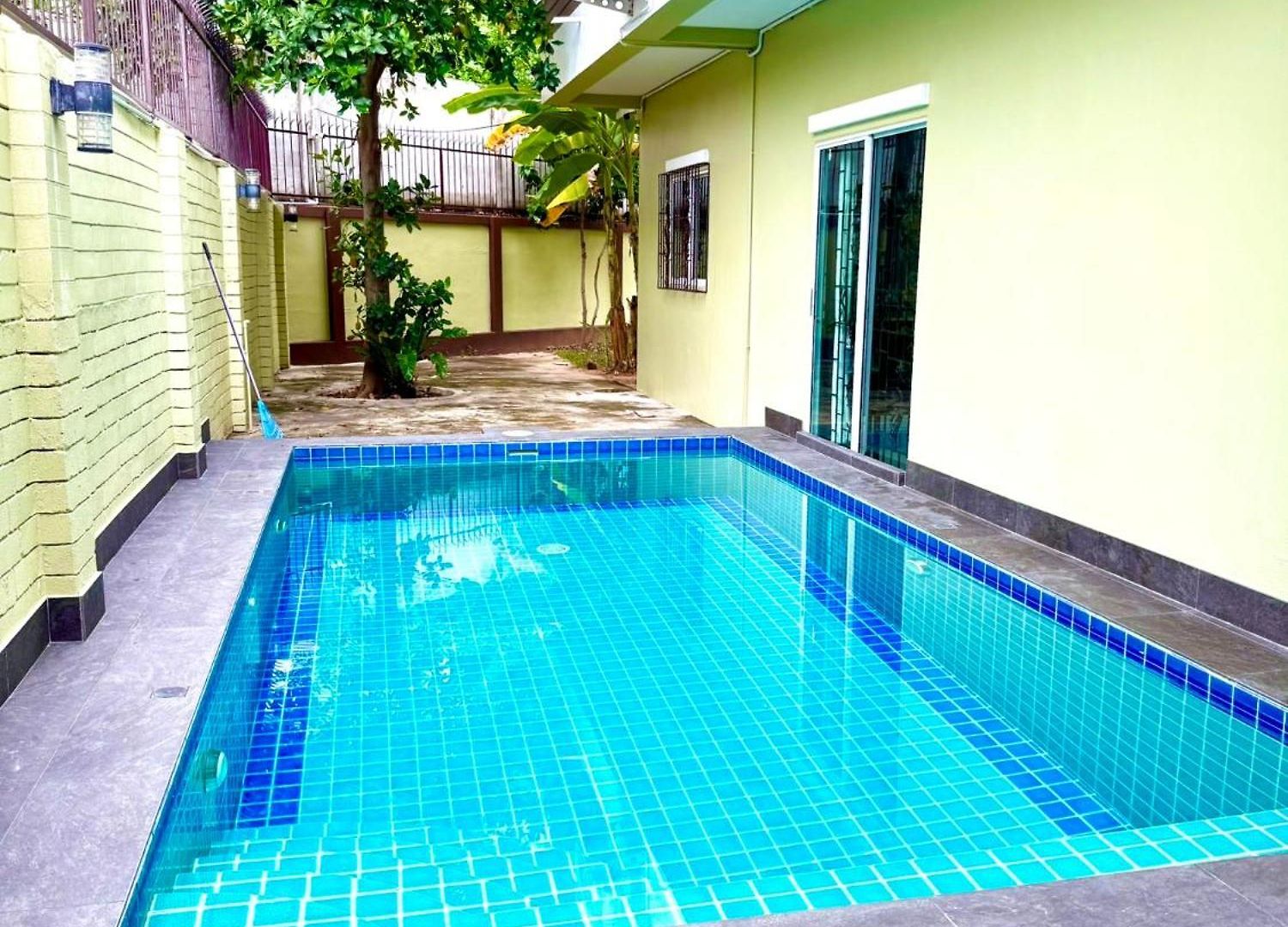 Warisa Happy Pool Near * Pattaya