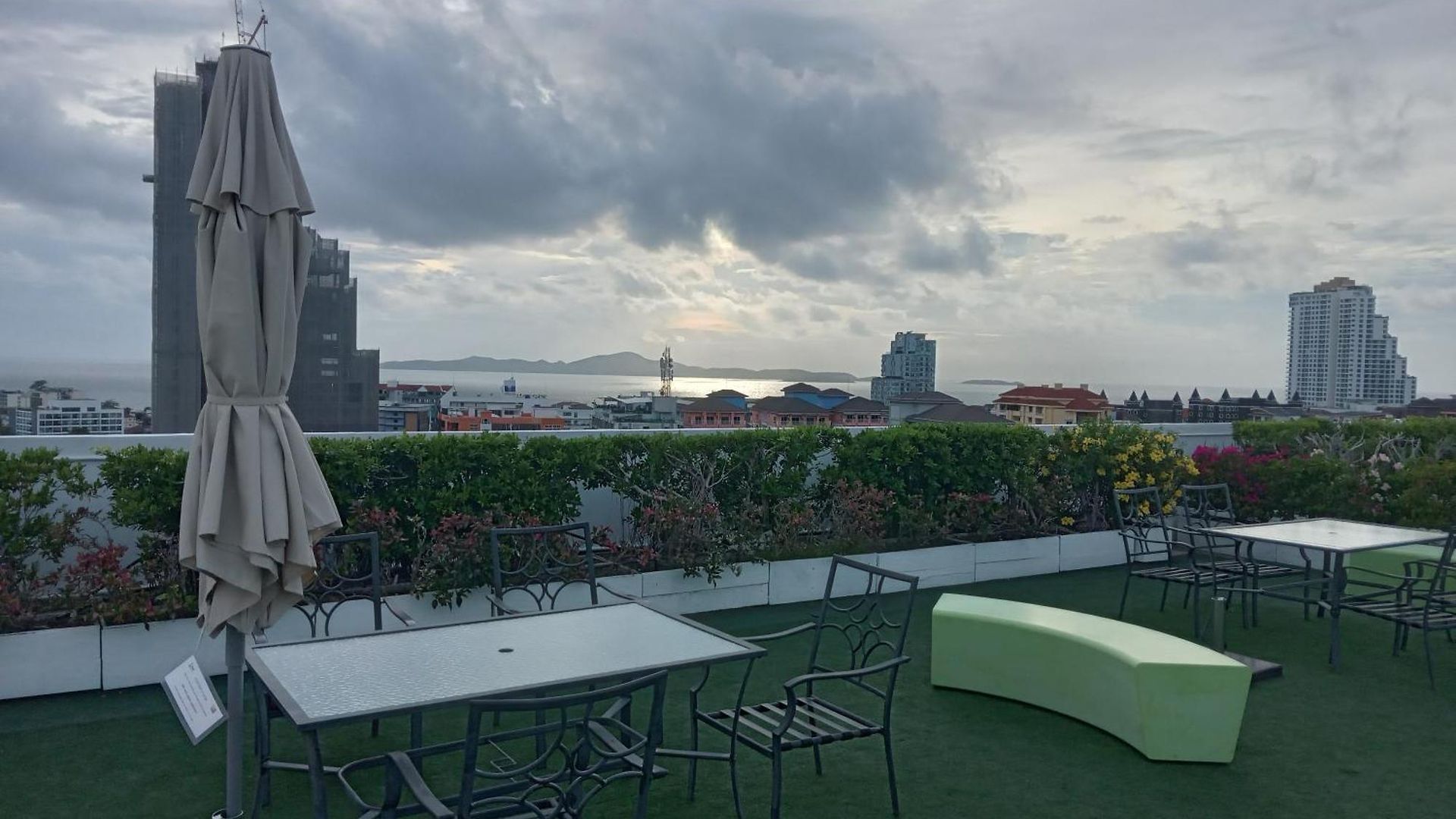 Aoh 20 Sqm 750 M อพาร์ทเม้น *