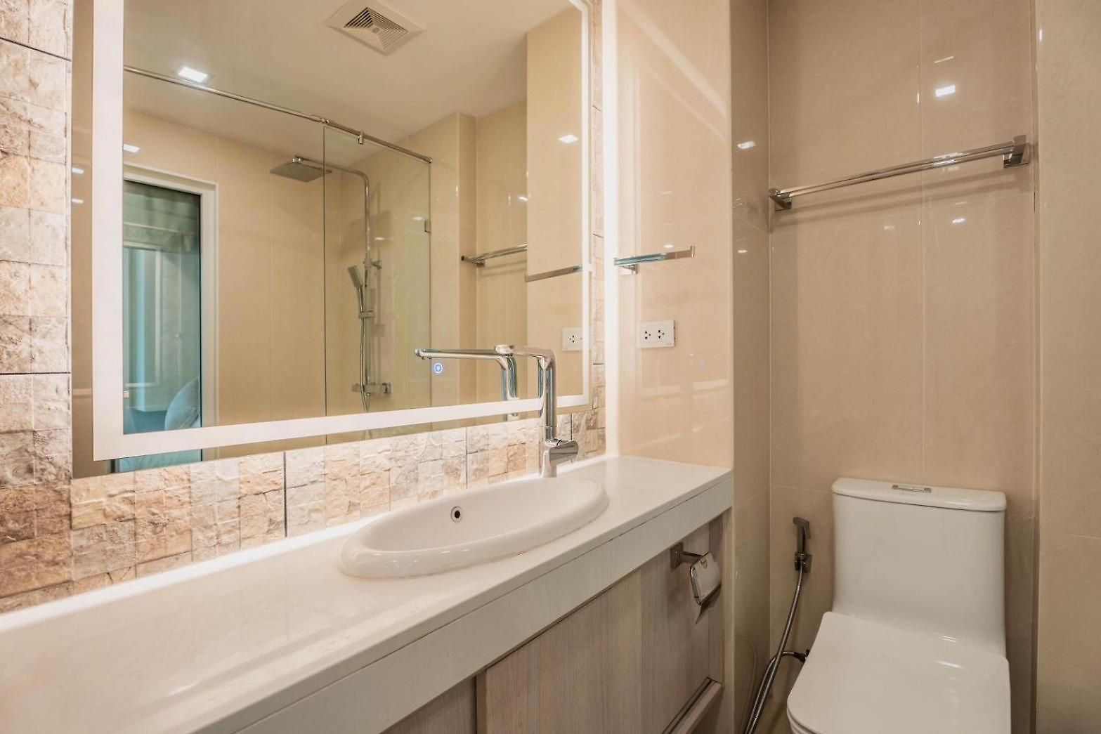 1bed Luxury With Pool & Gym Access Near Walking Street อพาร์ทเม้น Pattaya