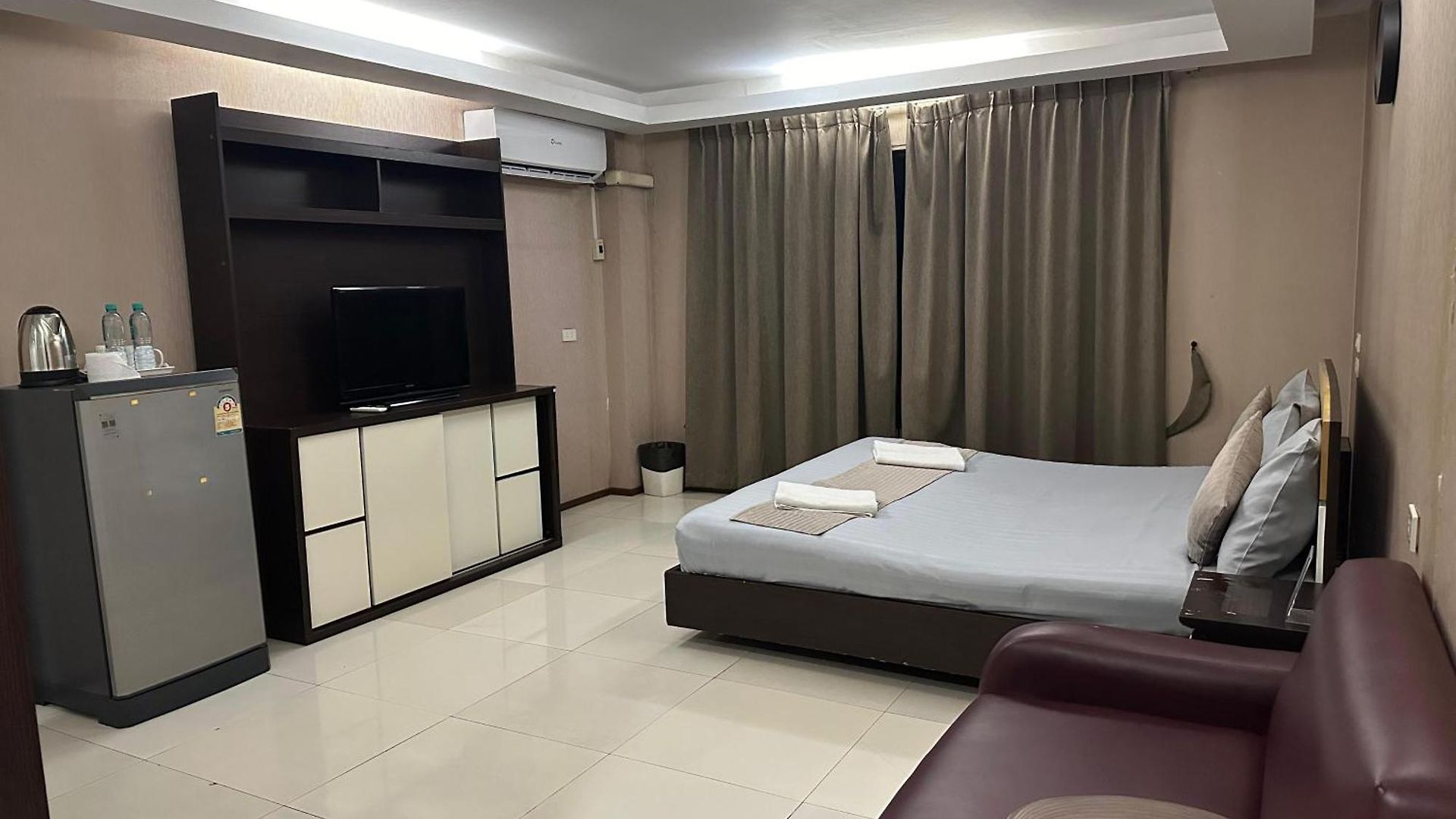 โรงแรม Hop Stays-pattaya Pattaya