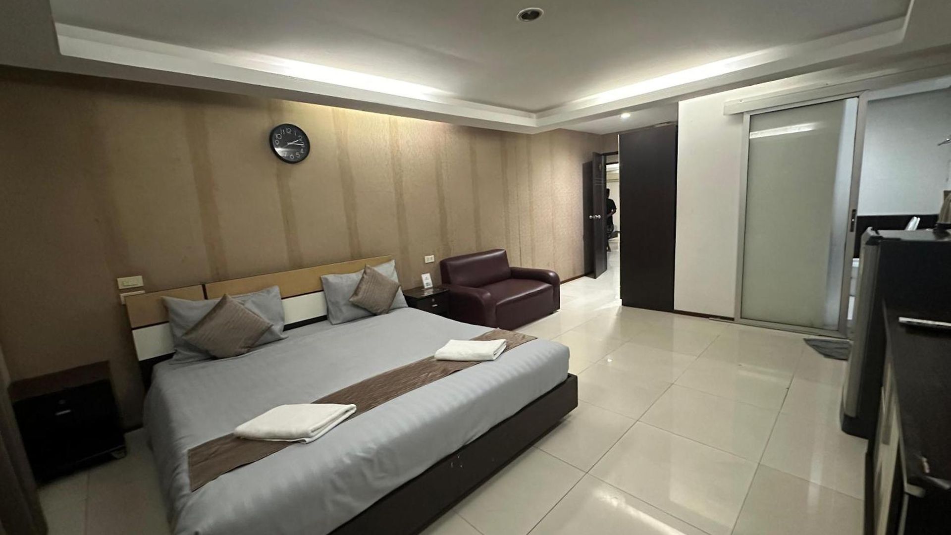 Hop Stays-pattaya โรงแรม