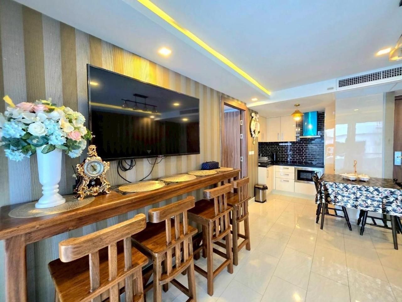 อพาร์ทเม้น Grand Avenue Middle Town Pattaya