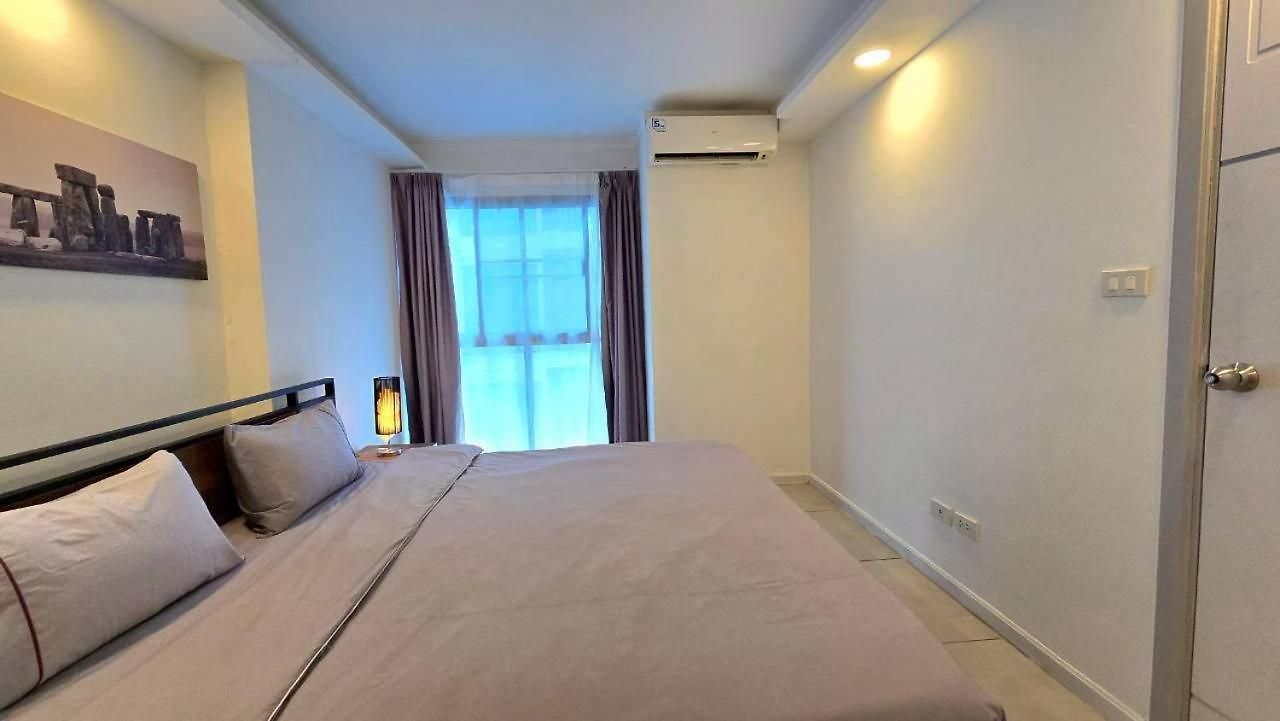 Tropical Garden A Pratumnak Soi 4-5 อพาร์ทเม้น *
