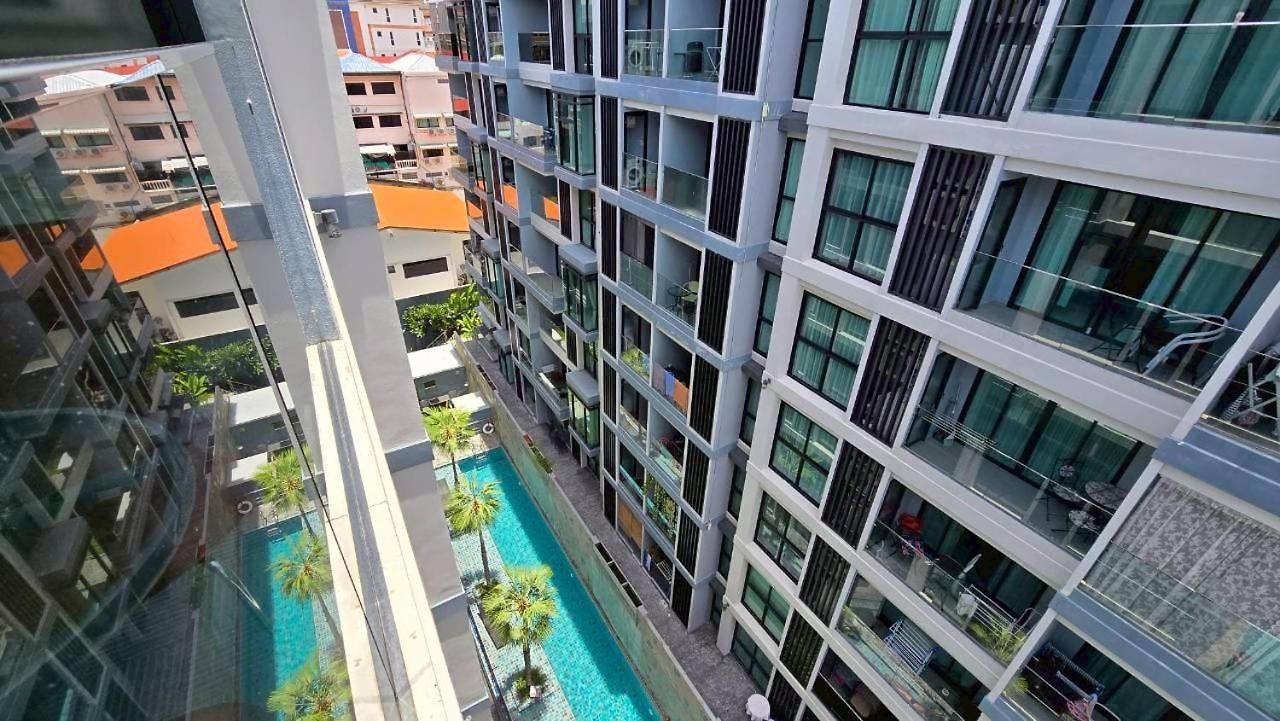 Tropical Garden A Pratumnak Soi 4-5 อพาร์ทเม้น