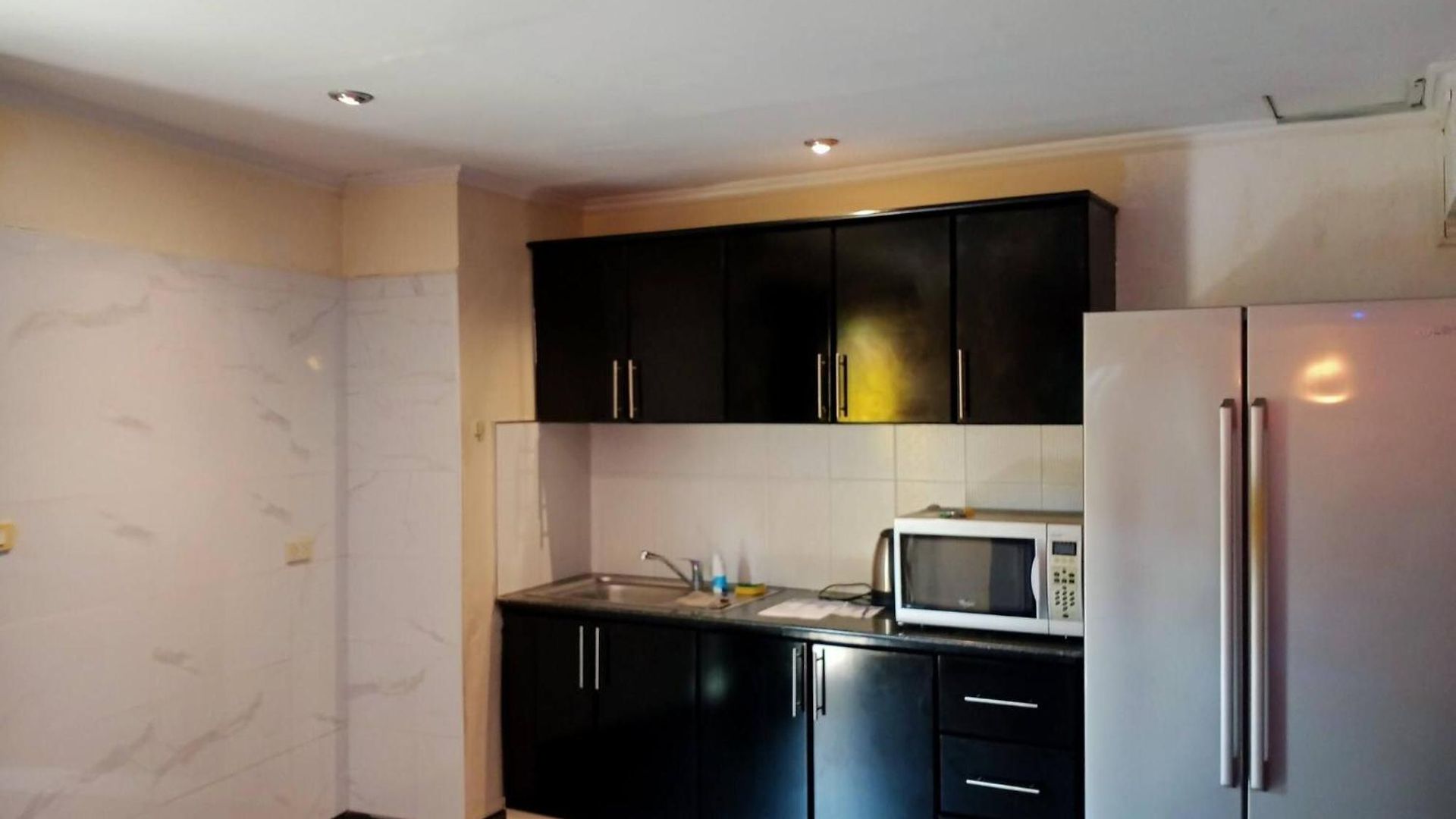 75 Sqm Type Jacuzzi 101a อพาร์ทเม้น