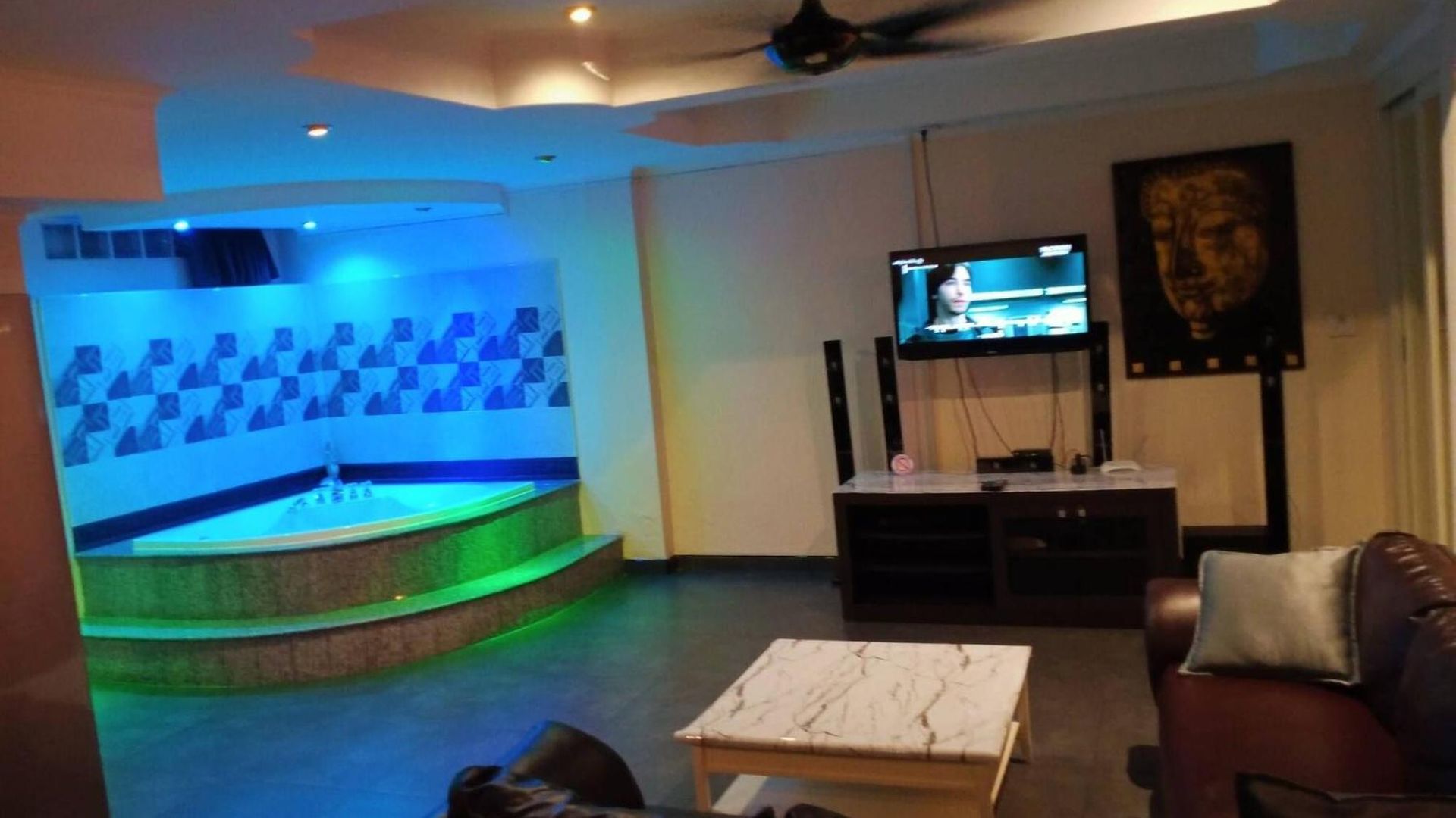 75 Sqm Type Jacuzzi 101a อพาร์ทเม้น Pattaya