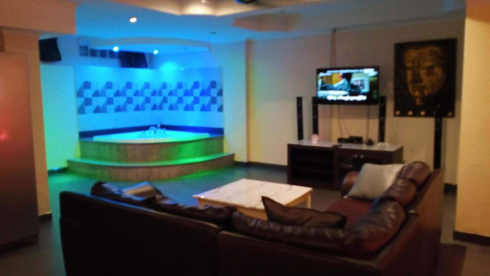 อพาร์ทเม้น 75 Sqm Type Jacuzzi 101a Pattaya