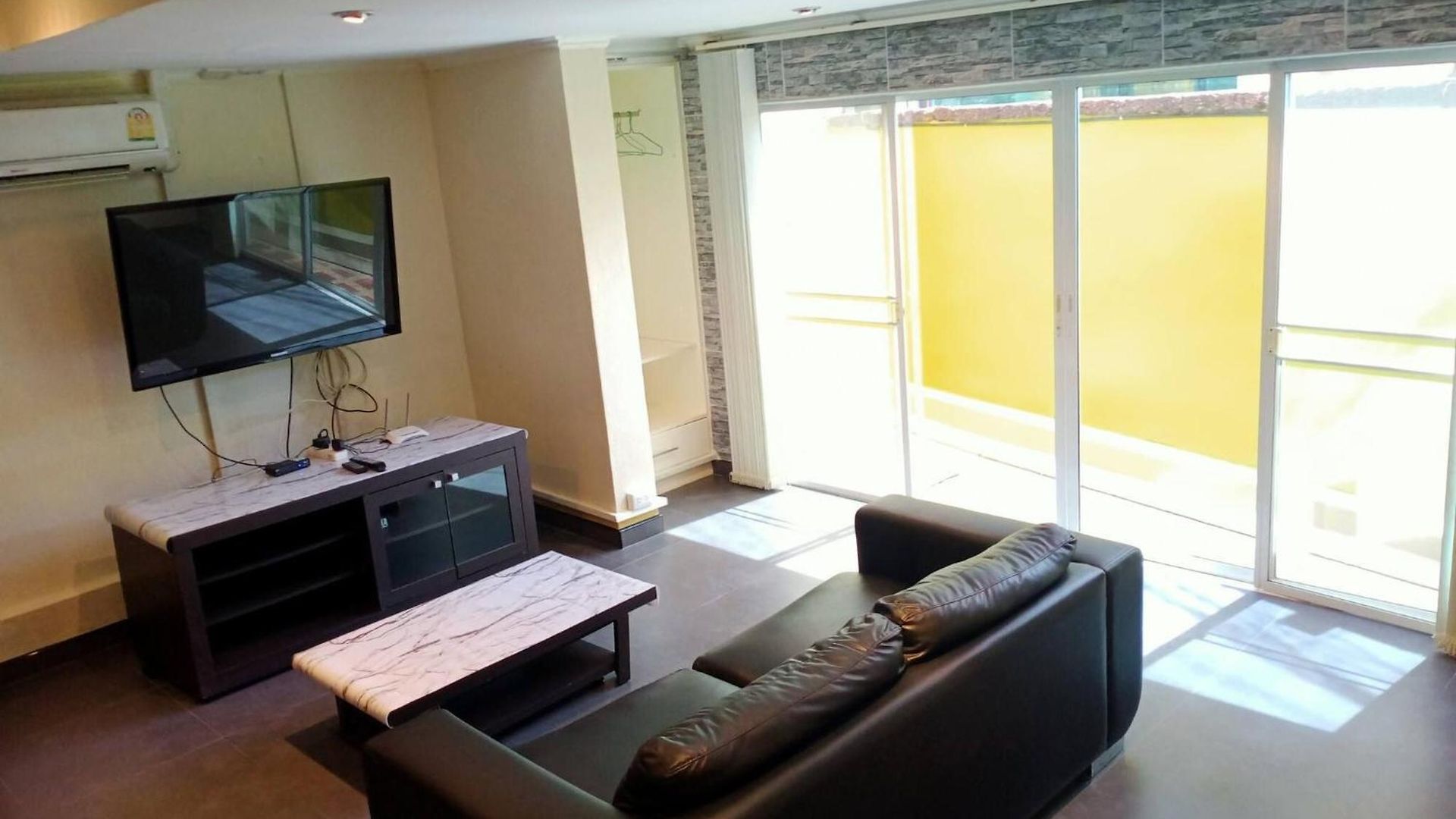 Spacious 65sqm Luxury Loft Type 101b Apartment Pattaya