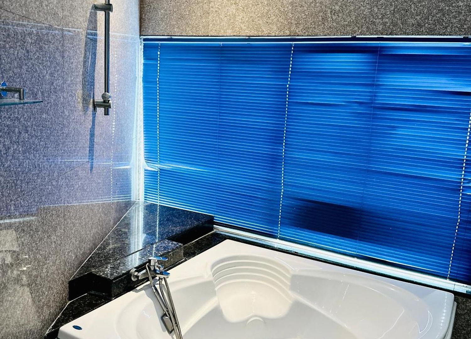 Koenig โรงแรม