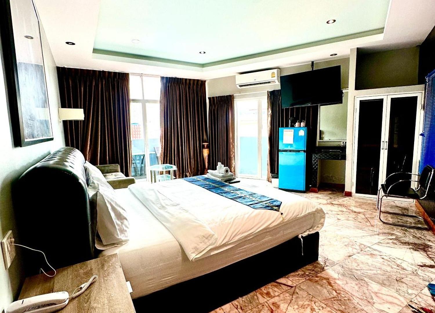 Koenig โรงแรม