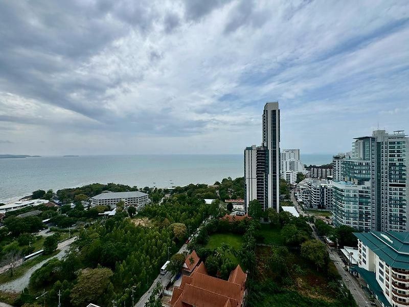 The Peak Towers By Psr * Pattaya