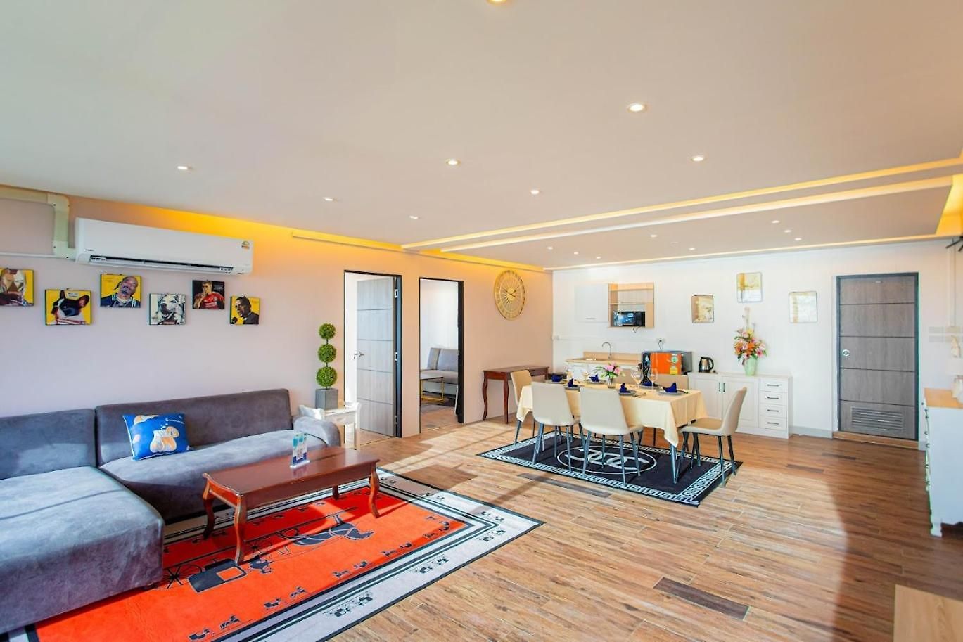 Sea View Apartment *