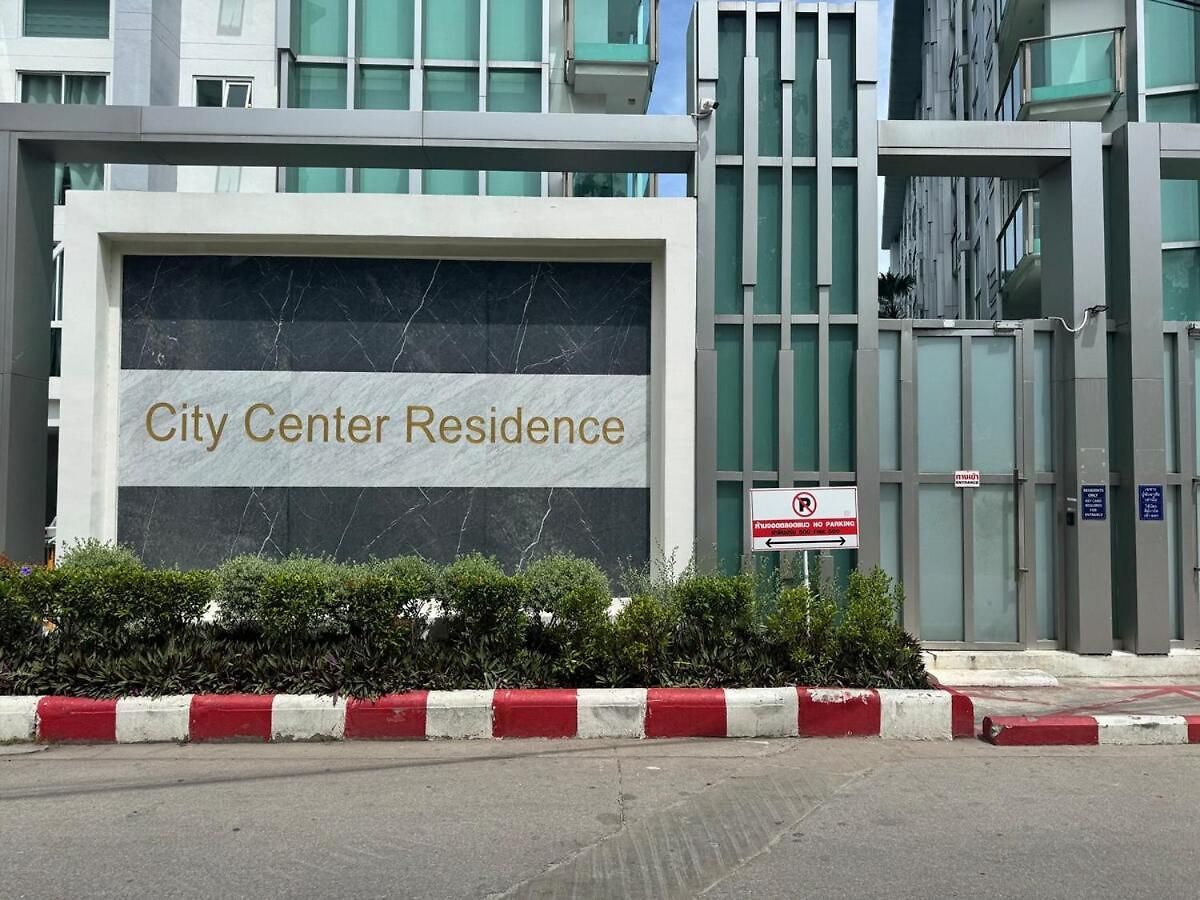 อพาร์ทเม้น Modern 1br Near Soi Bukouw Pattaya